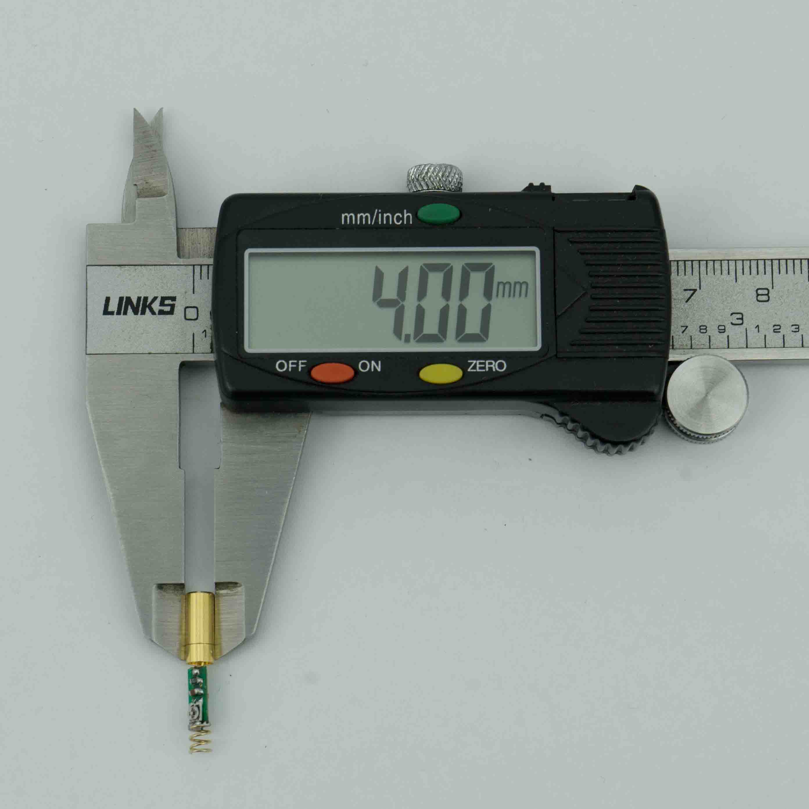 Laser miniature Φ4mm 520nm 5mw Module laser à point vert pour dispositifs de visée laser Poignées laser pour pistolet